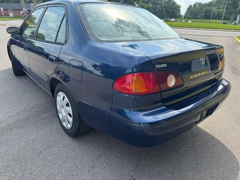 Used 2002 Toyota Corolla S FWD image 6