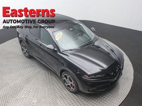 Used 2024 Alfa Romeo Tonale Veloce AWD/4WD image 3
