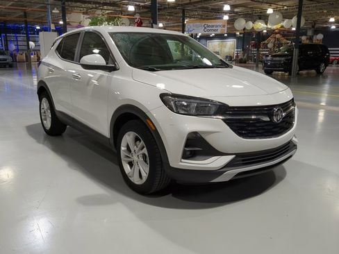 Used 2022 Buick Encore GX Preferred w/ Cold Weather Comfort Package image 4