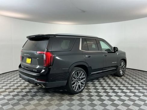 Used 2025 GMC Yukon Denali Ultimate AWD/4WD image 4