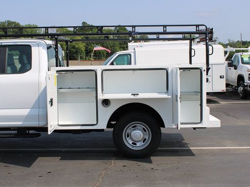 Used 2025 Ford F250 XL AWD/4WD image 8