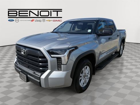 Used 2024 Toyota Tundra SR5 image 3