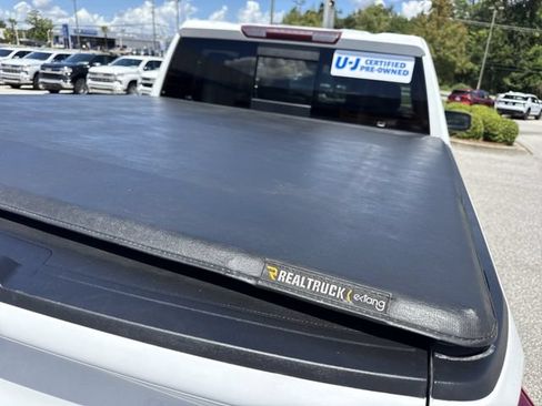 Used 2022 Chevrolet Silverado 1500 LT w/ Safety Package RWD image 32