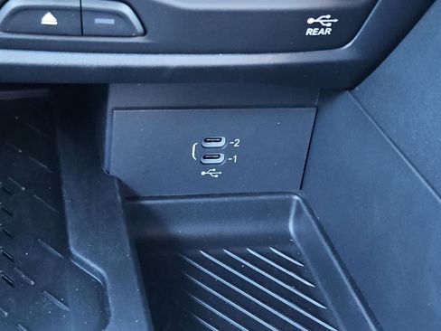 New 2026 Chrysler Pacifica Pinnacle image 30