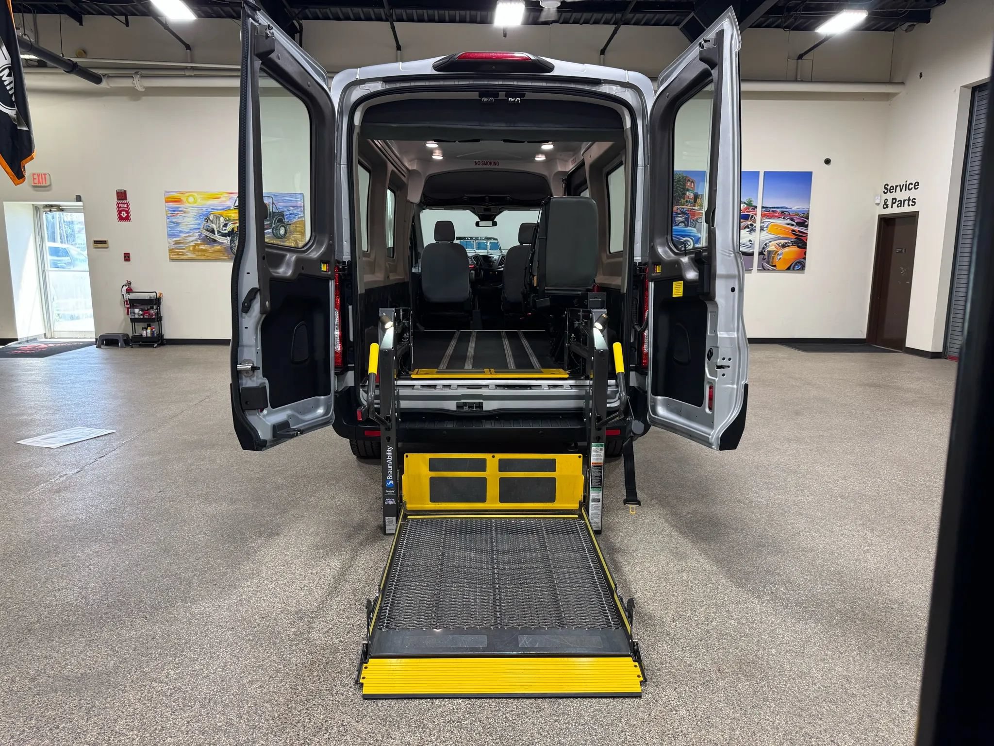 Used 2019 Ford Transit 250 148 Medium Roof RWD image 45