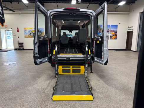 Used 2019 Ford Transit 250 148 Medium Roof image 45