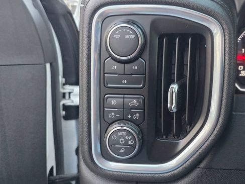 Used 2021 Chevrolet Silverado 3500 LT w/ Texas Edition image 15