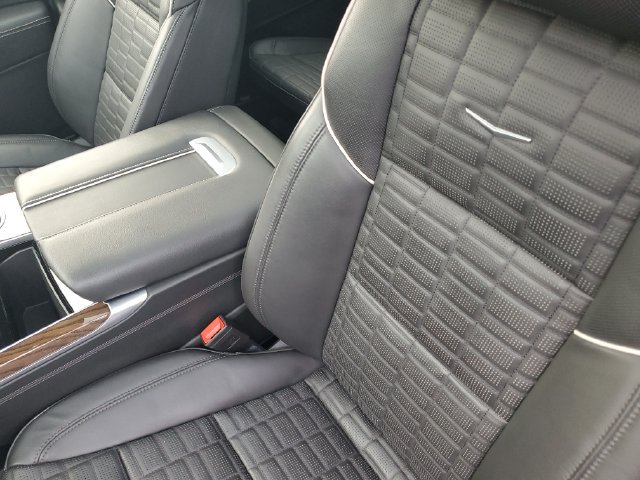 Used 2025 Cadillac Escalade ESV Premium Luxury Platinum w/ LPO, Floor Liner Package AWD/4WD image 12