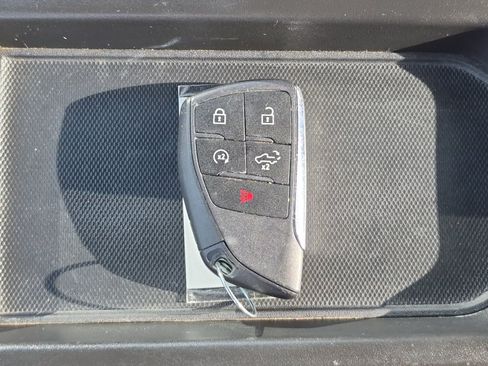 Used 2022 GMC Sierra 1500 SLT AWD/4WD image 29