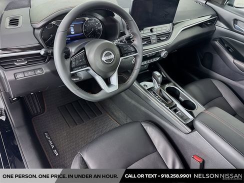 Certified 2025 Nissan Altima 2.5 SR w/ SR Premium Package AWD/4WD image 9