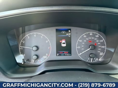 Used 2025 Toyota Corolla LE FWD image 18