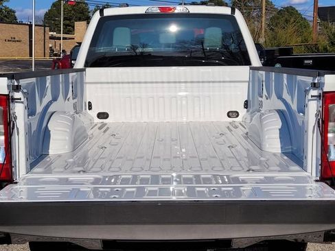 New 2026 Ford F250 XL w/ XL Chrome Package image 7