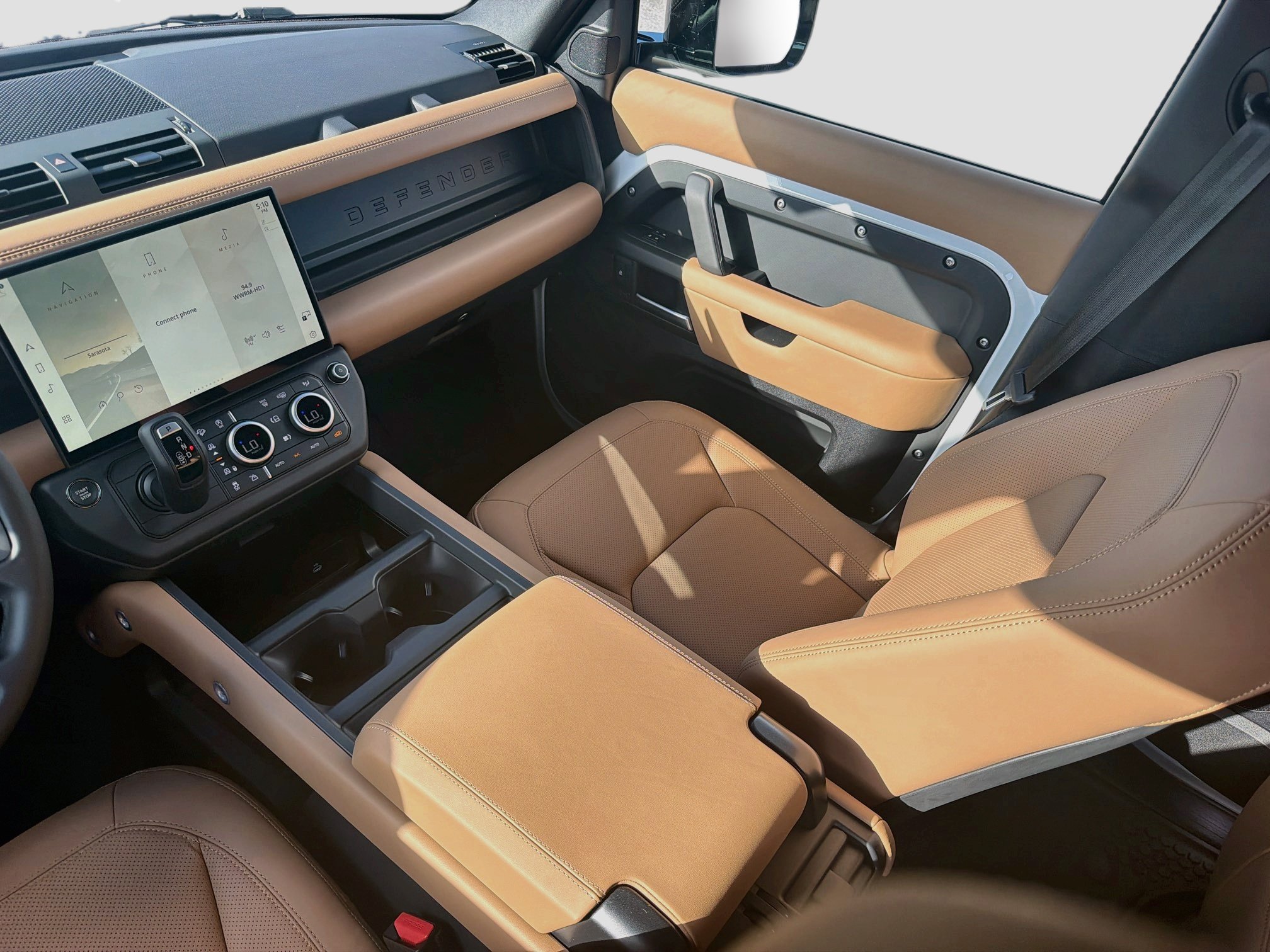 New 2026 Land Rover Defender 110 X-Dynamic SE AWD/4WD image 19