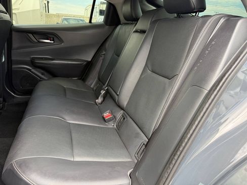 Used 2025 Toyota Prius XLE AWD/4WD image 20