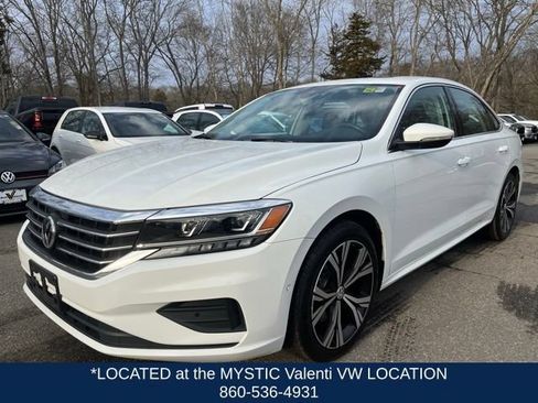Used 2020 Volkswagen Passat 2.0T SEL FWD image 1