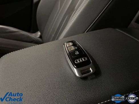 Used 2023 Audi e-tron Premium Plus w/ Premium Plus Package AWD/4WD image 95