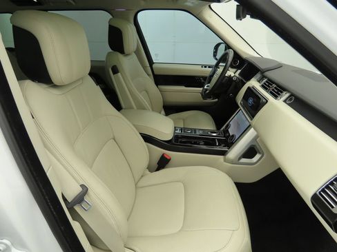 Used 2022 Land Rover Range Rover Westminster Edition image 19