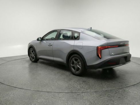 Used 2025 Kia K4 FWD image 6