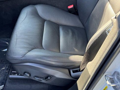 Certified 2024 Volvo XC90 B5 Plus w/ Protection Package Premier image 25