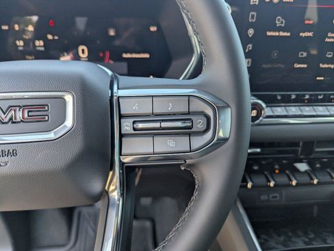 New 2026 GMC Canyon Elevation w/ Convenience Package RWD image 26