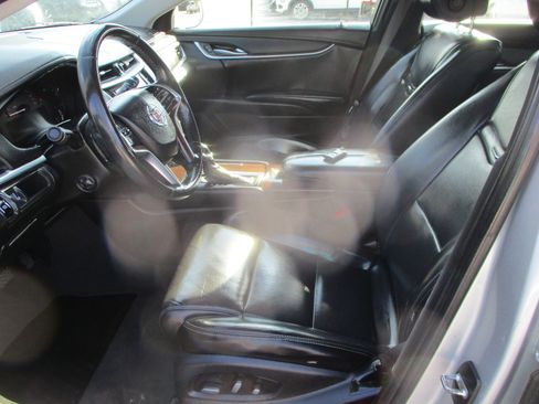 Used 2014 Cadillac XTS image 17