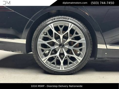 Used 2025 Genesis G90 3.5T AWD/4WD image 38