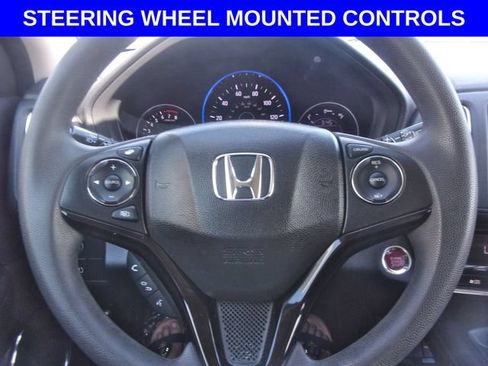 Used 2017 Honda HR-V EX image 7