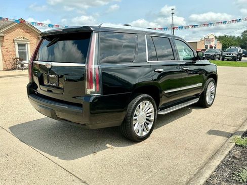 Used 2016 Cadillac Escalade Platinum AWD/4WD image 5