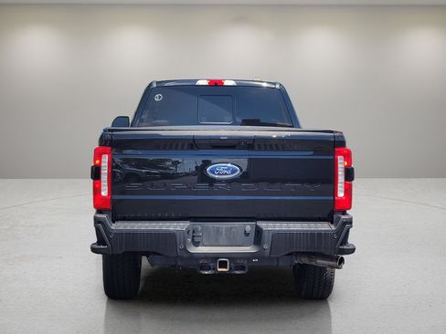 Used 2023 Ford F250 Lariat w/ Sport Appearance Package AWD/4WD image 10