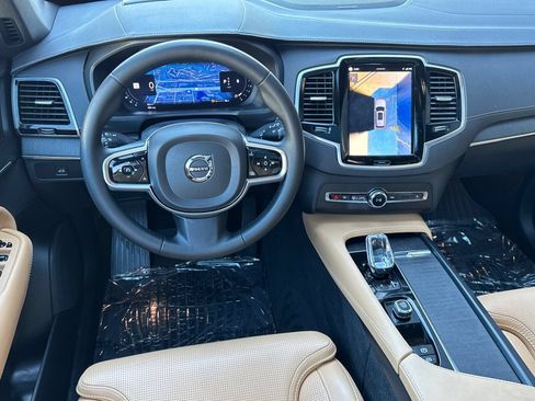 Certified 2024 Volvo XC90 B6 Ultimate AWD/4WD image 17