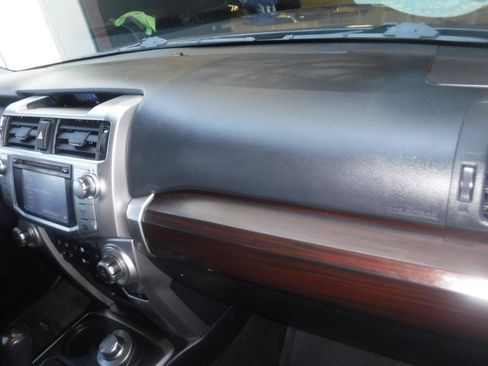 Used 2014 Toyota 4Runner Limited AWD/4WD image 31