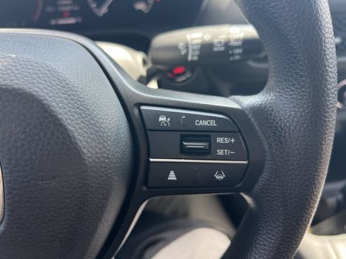 Used 2023 Honda HR-V LX image 20