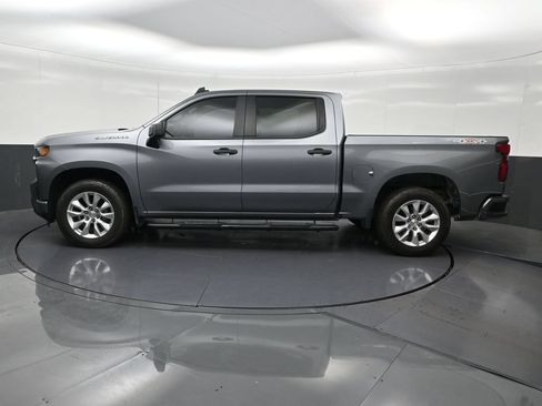 Used 2022 Chevrolet Silverado 1500 Custom w/ Safety Confidence Package AWD/4WD image 2
