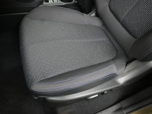 Certified 2025 Subaru Forester Premium AWD/4WD image 23
