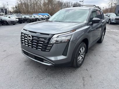 New 2026 Nissan Pathfinder SL
