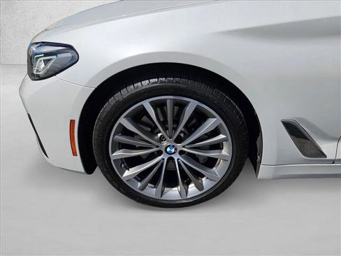 Used 2023 BMW 530i RWD image 23
