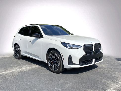 Used 2026 BMW X3 M50 w/ Premium Package AWD/4WD image 2