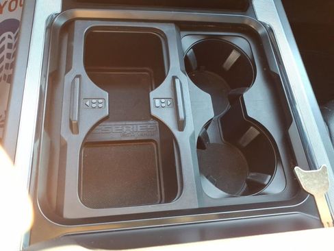 Used 2023 Ford F250 Lariat w/ Lariat Ultimate Package image 15