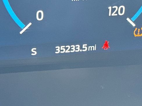 Used 2023 Ford F150 Lariat w/ FX4 Off-Road Package image 19