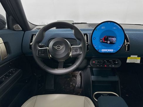 New 2025 MINI Cooper Countryman SE image 19