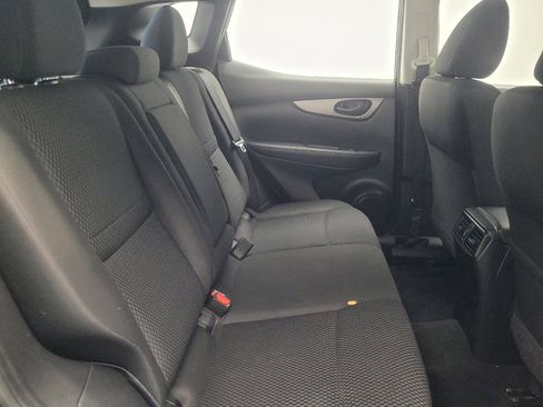 Used 2019 Nissan Rogue Sport S w/ Appearance Package image 19