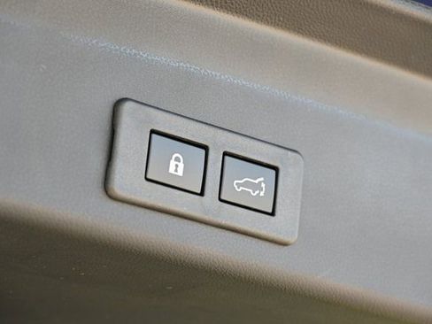 New 2026 Subaru Ascent Limited Bronze image 16