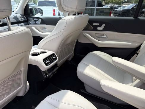 Certified 2026 Mercedes-Benz GLS 450 4MATIC image 16