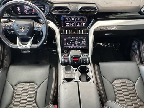 Used 2020 Lamborghini Urus AWD/4WD image 4