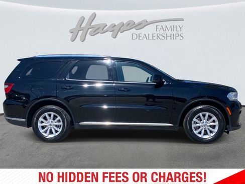Used 2024 Dodge Durango SXT RWD image 2
