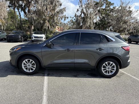 Used 2020 Ford Escape SE image 6