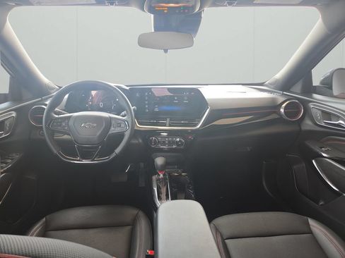 Used 2025 Chevrolet Trax RS w/ Driver Confidence Package FWD image 8