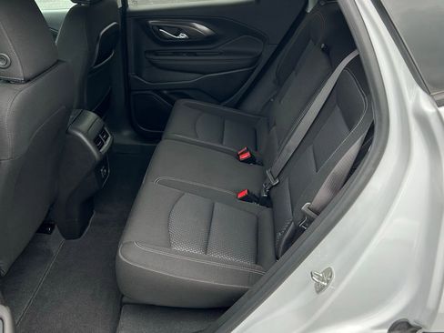 Used 2022 GMC Terrain SLE w/ Driver Convenience Package image 18