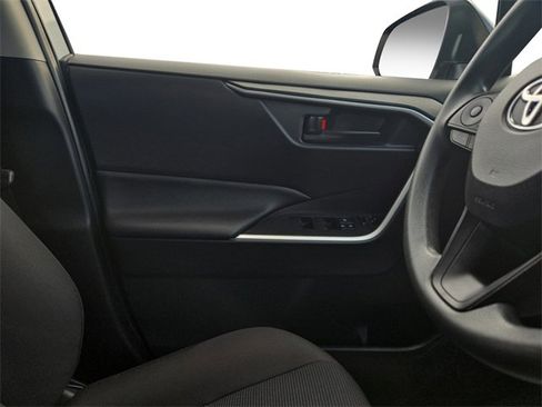 Certified 2025 Toyota RAV4 LE image 15