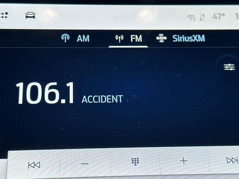 Certified 2024 Ford Edge SEL image 20